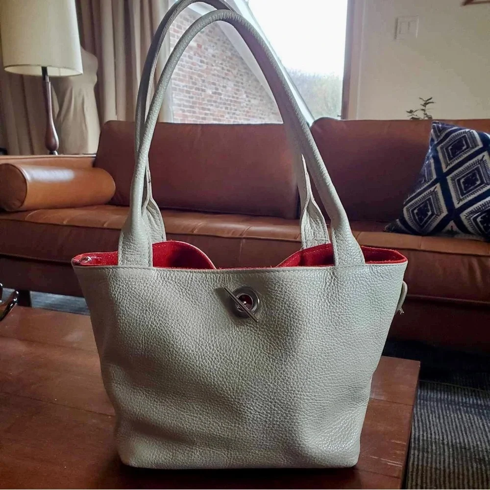 Creazioni In Pelle Genuine Leather Reversible Handbag Made In Italy - Picture 3 of 7